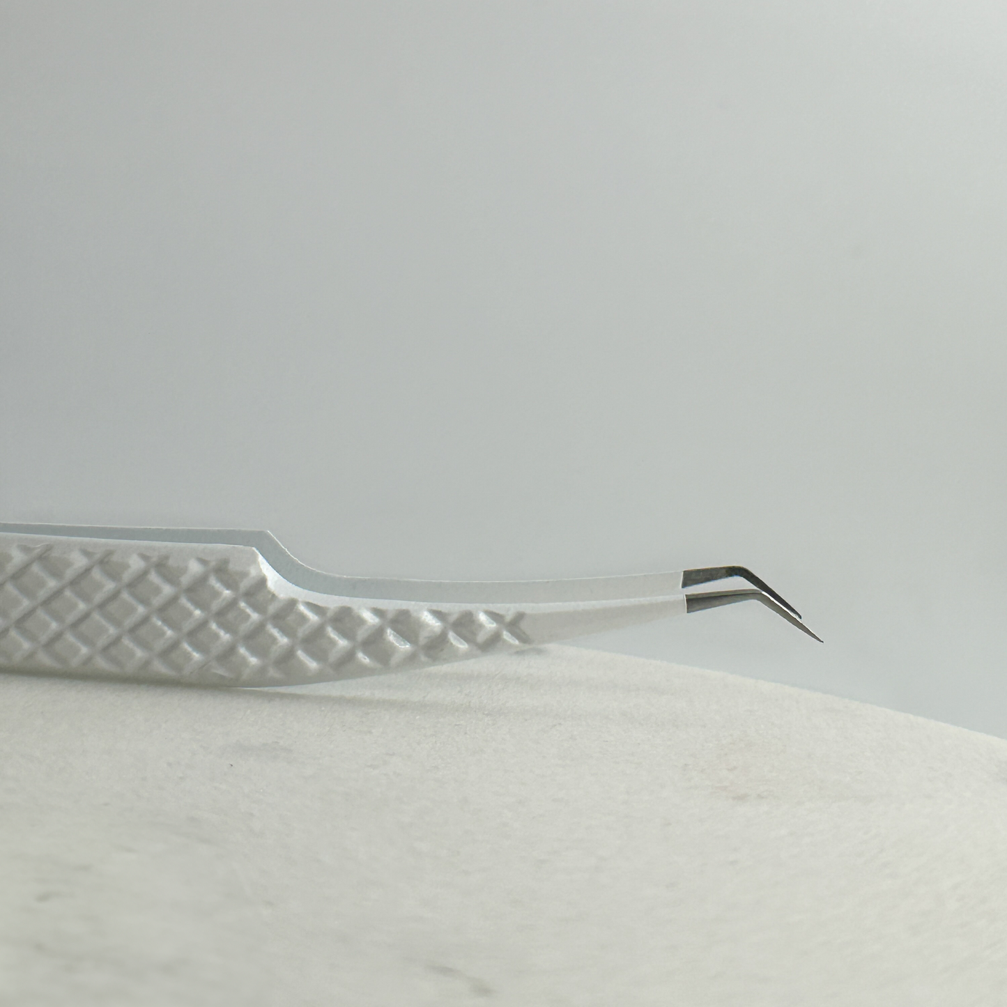 Stellar | Isolation Tweezer