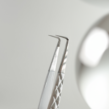Galactic Grip | Volume Tweezer