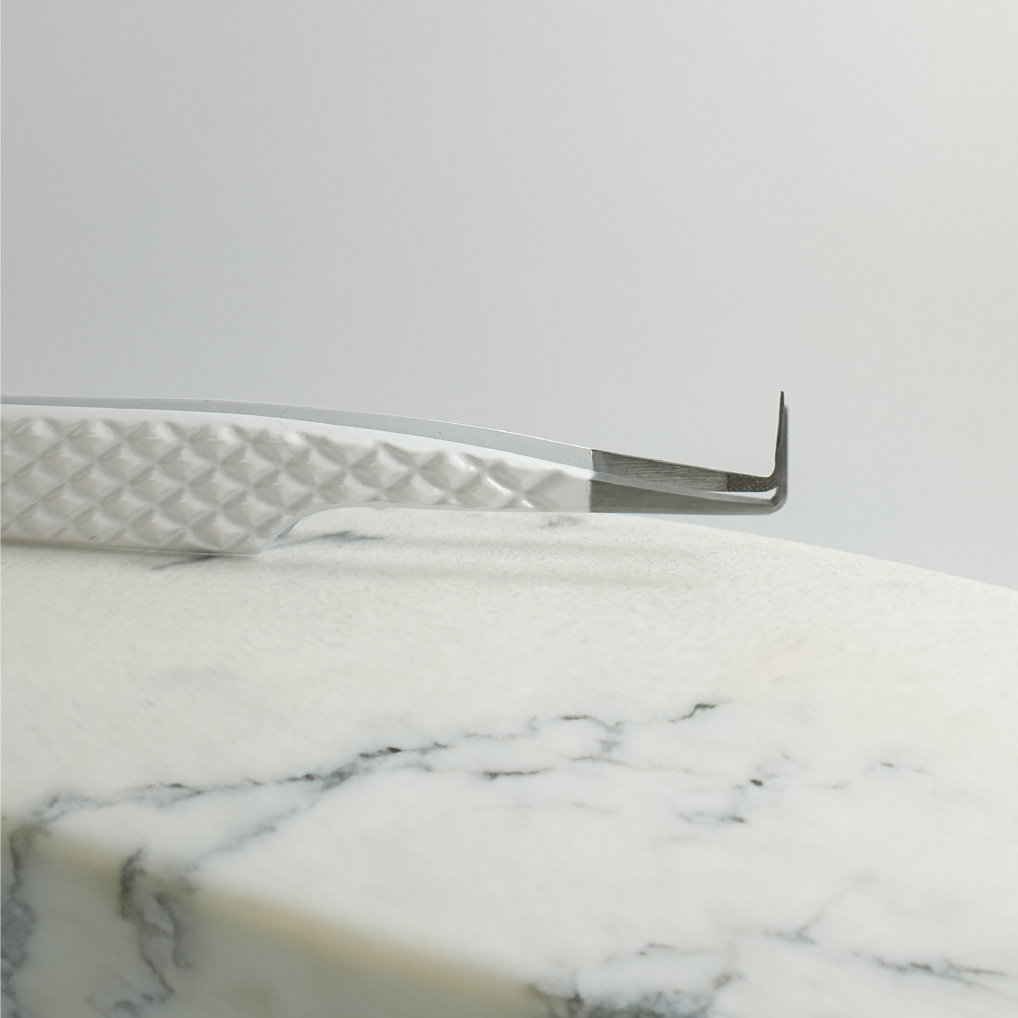 Galactic Grip | Volume Tweezer